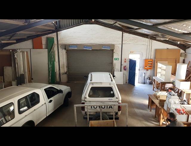 225M² FACTORY RENTED IN BLACKHEATH INDUSTRIAL